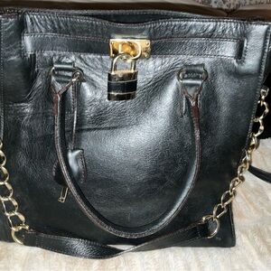 Elegant Black Leather Tote Bag